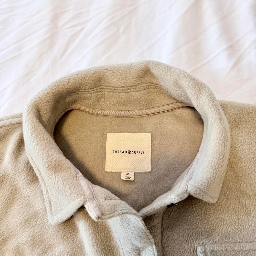 Thread & Supply Tan Fleece Cropped Shacket Button Front Jacket Tan Medium - Picture 4 of 6